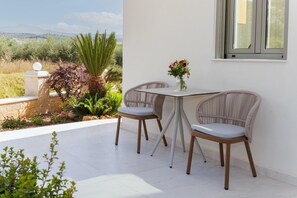 House | 1 bedroom, soundproofing - Adore White Natural Retreat by Estia (Mylopotamos)