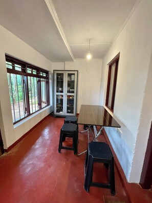 Dining - Firefly Cottage Bandarawela (Bandarawela)