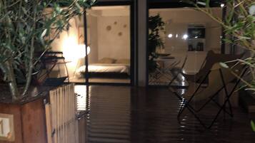 1 bedroom, iron/ironing board, travel cot, free WiFi