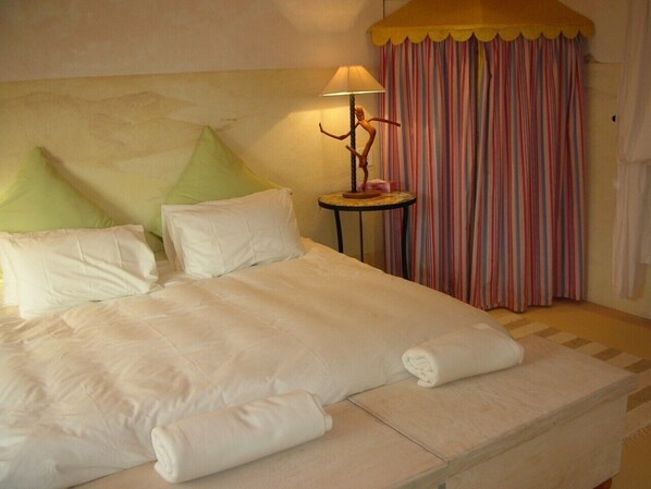 1 chambre, fer et planche à repasser, Wi-Fi, literie fournie