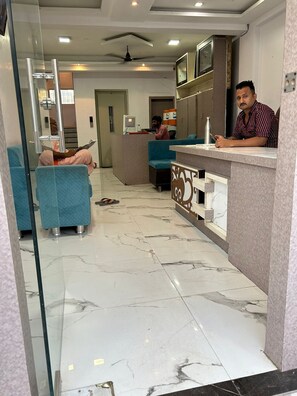 Reception - Hotel SS-1 (Indore)