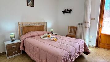 3 camere, Wi-Fi, lenzuola