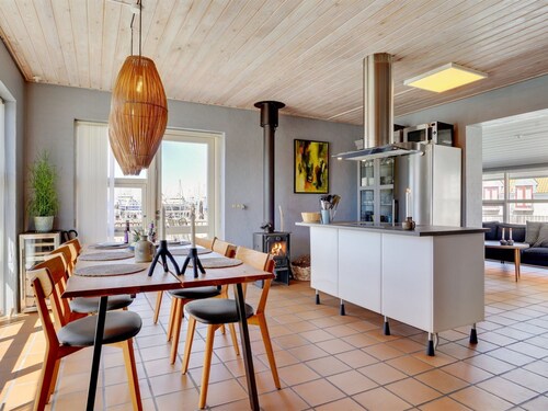 "Ljubinko" - 50m from the sea by Interhome