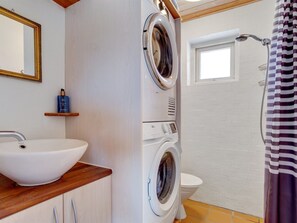 Bathroom - "Ljubinko" - 50m from the sea by Interhome (Læsø)
