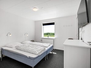 5 chambres, accès Internet