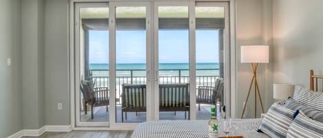 3 slaapkamers, een bureau, een strijkplank/strijkijzer, gratis wifi