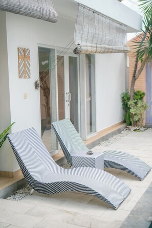 Sun deck