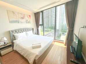 City view - Mira Housing- Vinhomes Metropolis (Hanoi)