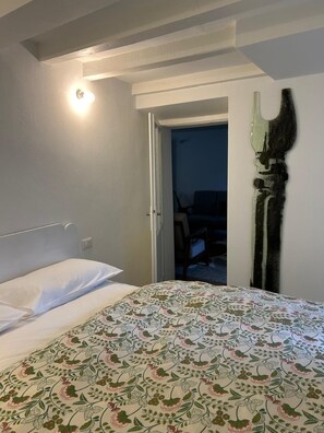 1 quarto, ferros/tábuas de passar roupa, Wi-Fi de cortesia