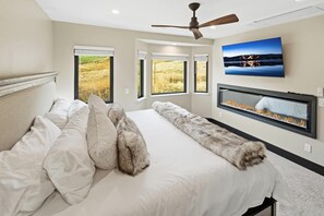 3 室のベッドルーム、WiFi