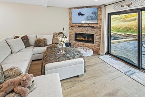 TV, fireplace, video games