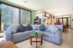 Smart TV, DVD player, offices