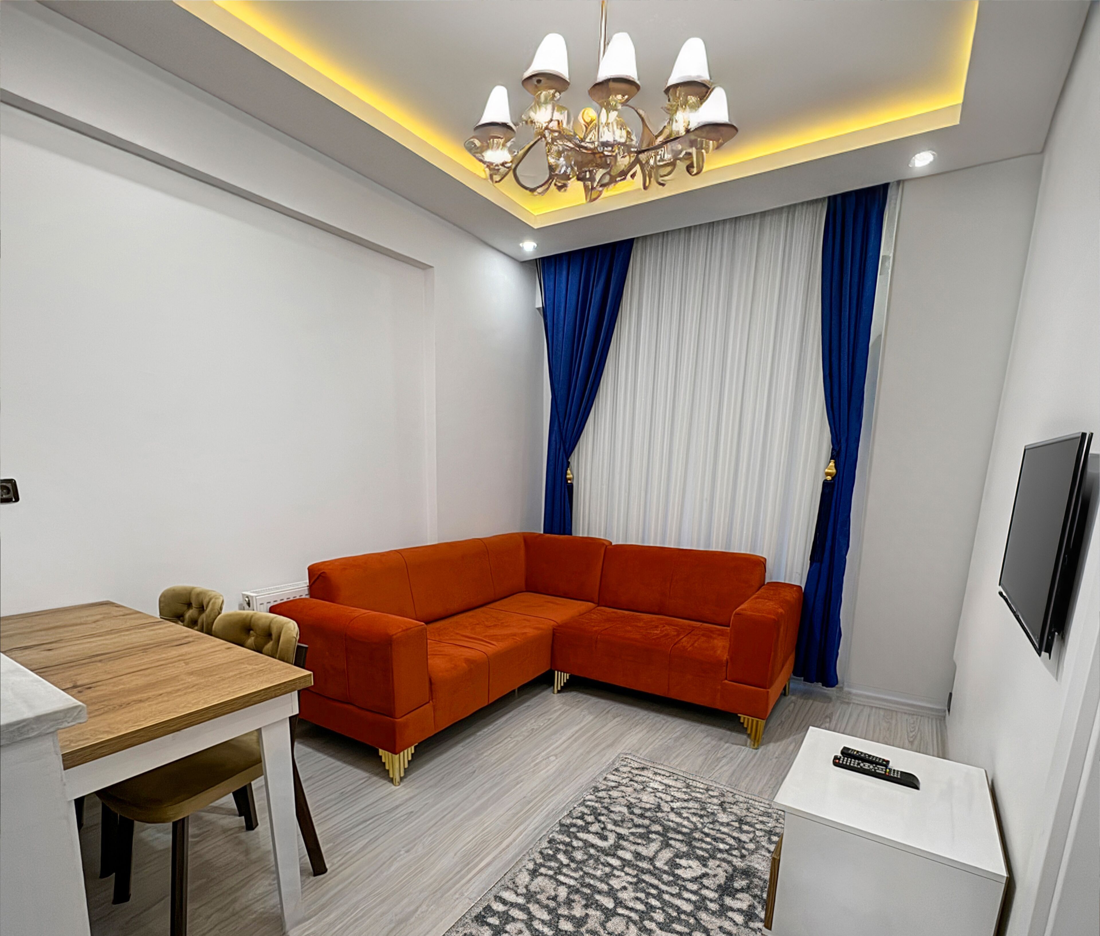 Deluxe Suite, City View | Premium bedding, desk, laptop workspace, soundproofing