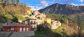 4/5-person apartment in the heart of the village