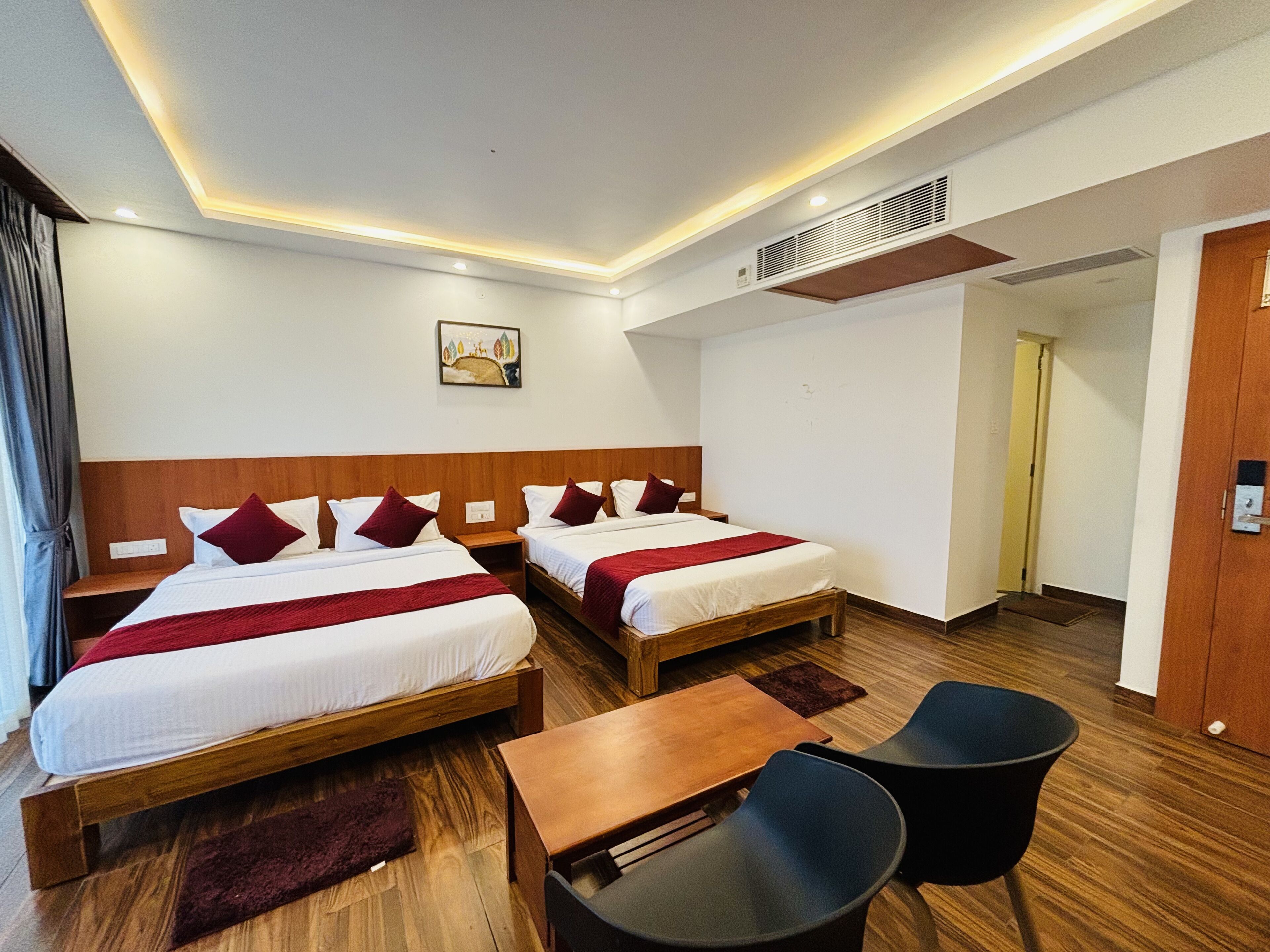 Executive Quadruple Room | Free WiFi