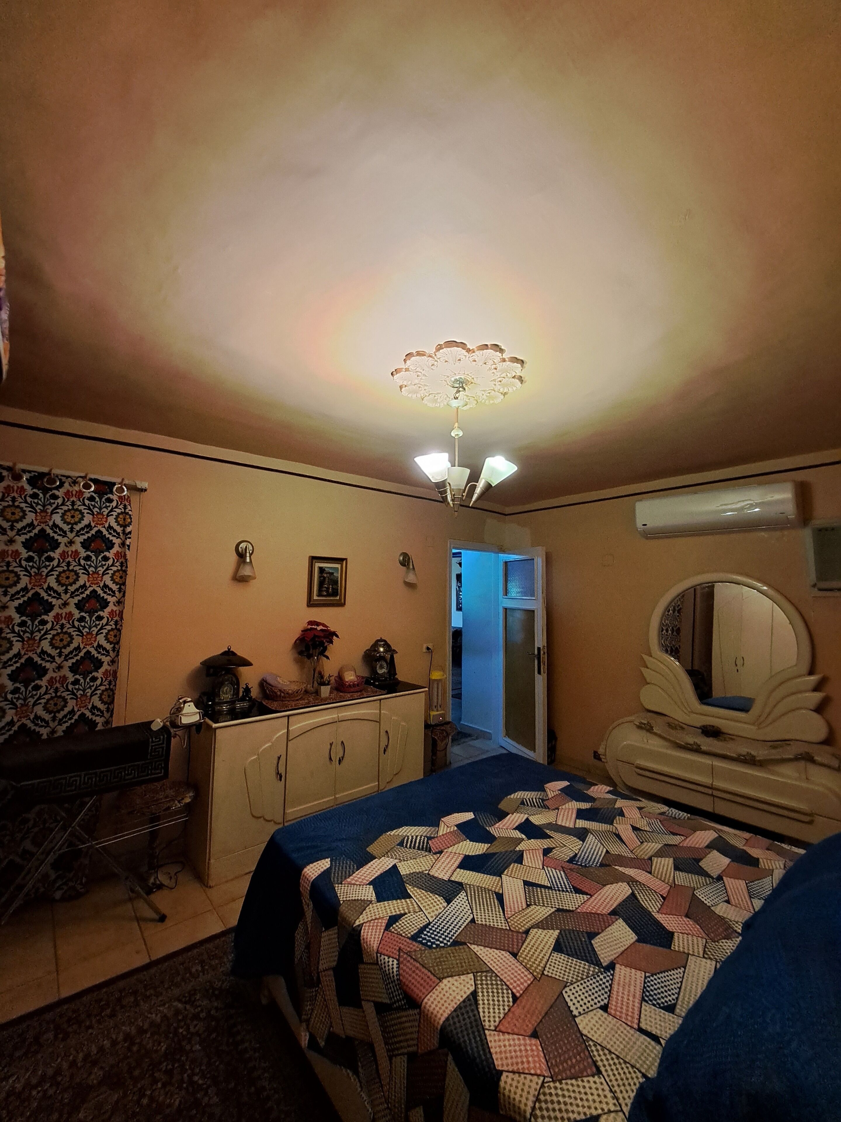 2 quartos, ferros/tábuas de passar roupa, Wi-Fi de cortesia