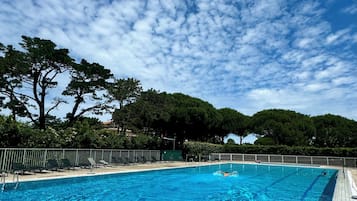 Utomhuspool