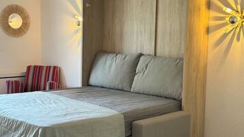 1 chambre, bureau, Wi-Fi gratuit, draps fournis