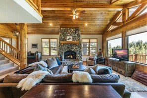 TV, fireplace, DVD player, offices