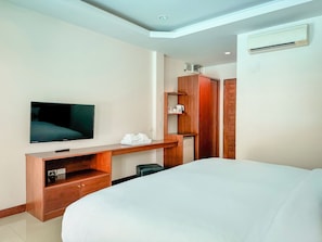 Superior Room, Pool Access
