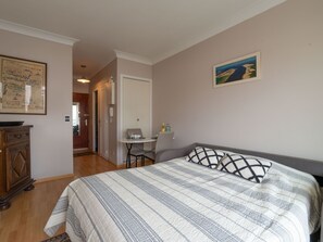 1 soveværelse, internetforbindelse