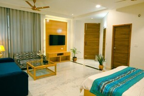 精緻套房 | 客房內保險箱、隔音、熨斗/熨衣板、免費無線上網