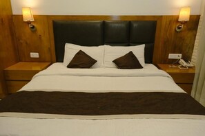 ห้องคลาสสิกดับเบิล, วิวเมือง | 1 ห้องนอน, ตู้นิรภัยในห้องพัก, ห้องเก็บเสียง, เตารีด/โต๊ะรีดผ้า