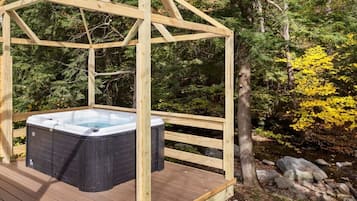 Idromassaggio all'aperto