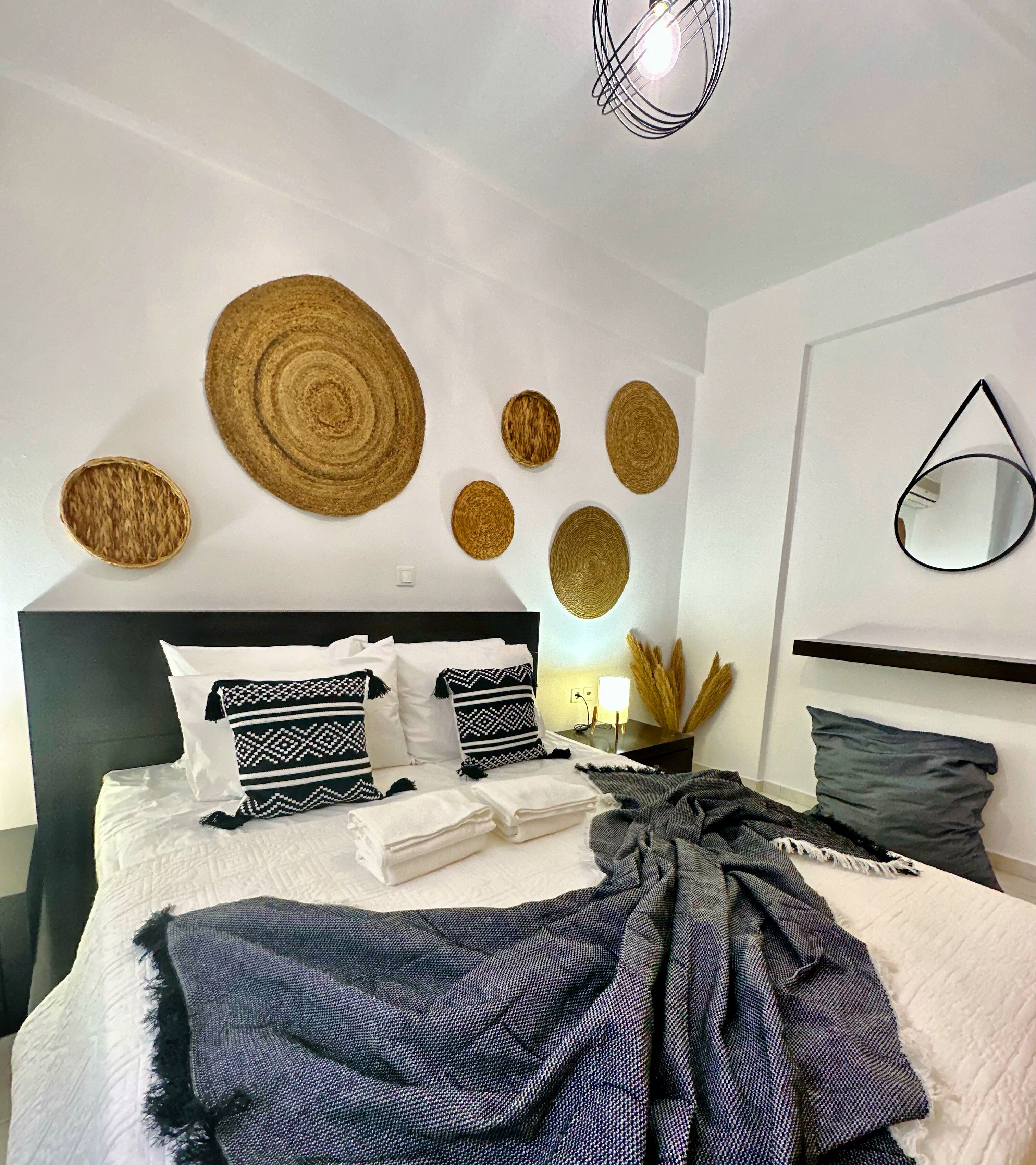 2 bedrooms, soundproofing, iron/ironing board, WiFi