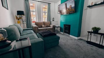 Smart TV, fireplace, offices