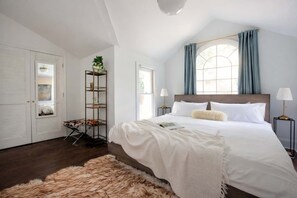 3 bedrooms, iron/ironing board, travel cot, WiFi - Queen's Gambit by Minty Living (Atlanta)