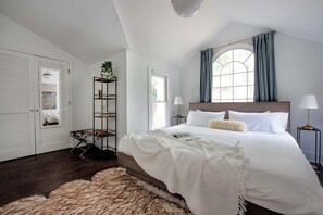 3 Schlafzimmer, B ügeleisen/Bügelbrett, Reisekinderbett, WLAN