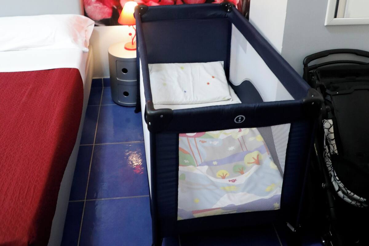 Kamar Standar | Meja kerja, Wi-Fi gratis, dan seprai linen