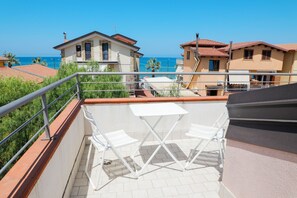 Standard Room, Balcony, Sea View | Terrace/patio - Settessenze Rooms & Apartments (Agropoli)