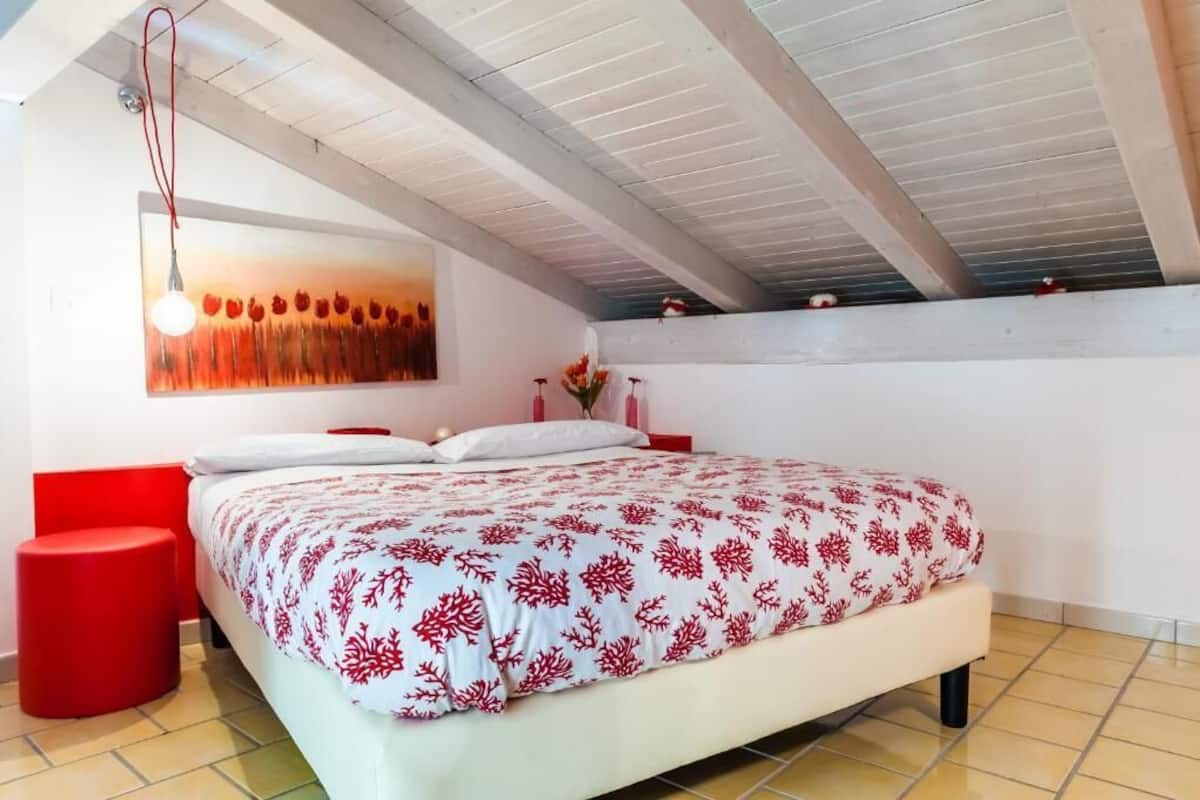 Kamar Ekonomi, balkon, pemandangan laut terbatas | Meja kerja, Wi-Fi gratis, dan seprai linen