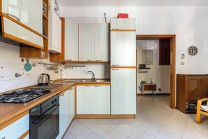 Apartment | Private kitchen | Fridge, oven, dishwasher, electric kettle