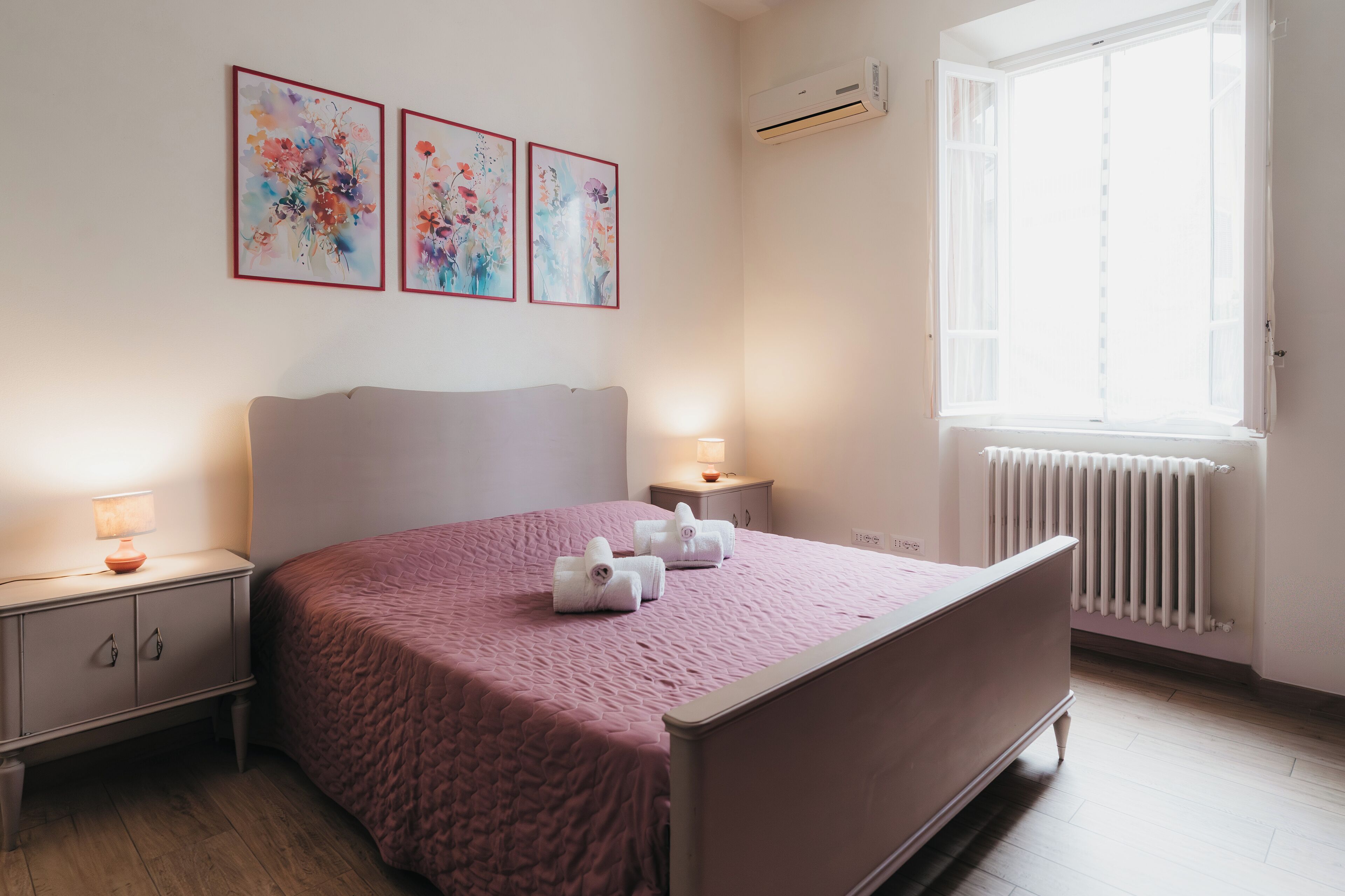 2 bedrooms, desk, iron/ironing board, free WiFi