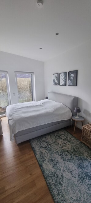 2 habitaciones, escritorio, wifi y ropa de cama 