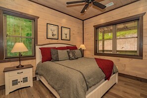 8 soverom, strykejern/-brett, wi-fi (inkludert) og sengetøy