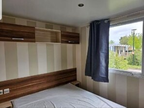 3 habitaciones y cuna de viaje 