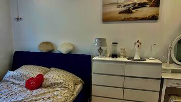 2 Schlafzimmer, Bügeleisen/Bügelbrett, kostenloses WLAN, Bettwäsche