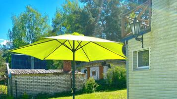 Cottage Keluarga, pemandangan kebun | Teras/patio