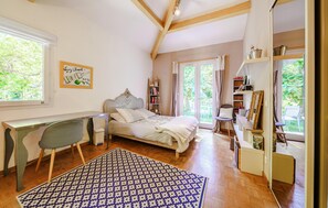 5 Schlafzimmer, Reisekinderbett, kostenloses WLAN