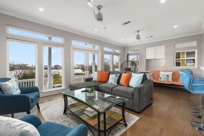 TV - Welcome to Bayfront Bliss! (Seabrook)