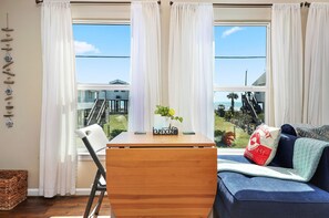 Interior - Welcome to Blue Jewel! (Galveston)