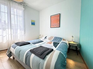 4 makuuhuonetta, silitysrauta/-lauta, Wi-Fi