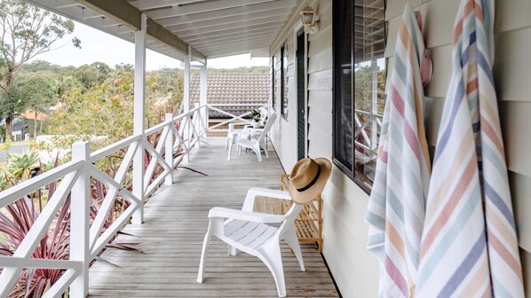 Terrace/patio - Sandy Cottage in Narrawallee (Narrawallee)
