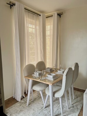 Dining - A fully furnished 2bedroom Apartment, Ruaka

 (Ruaka)