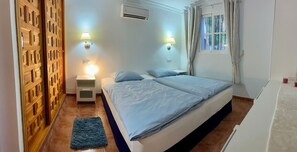 1 bedroom, iron/ironing board, WiFi, bed sheets - Meerblick und Bergblick. Ferienunterkunft in Malaga/sayalonga. Apartment (Sayalonga)