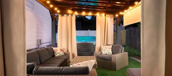 Your Own Salt Water Hot Tub, Walk to Restaurants, & minutes to White Mountains 